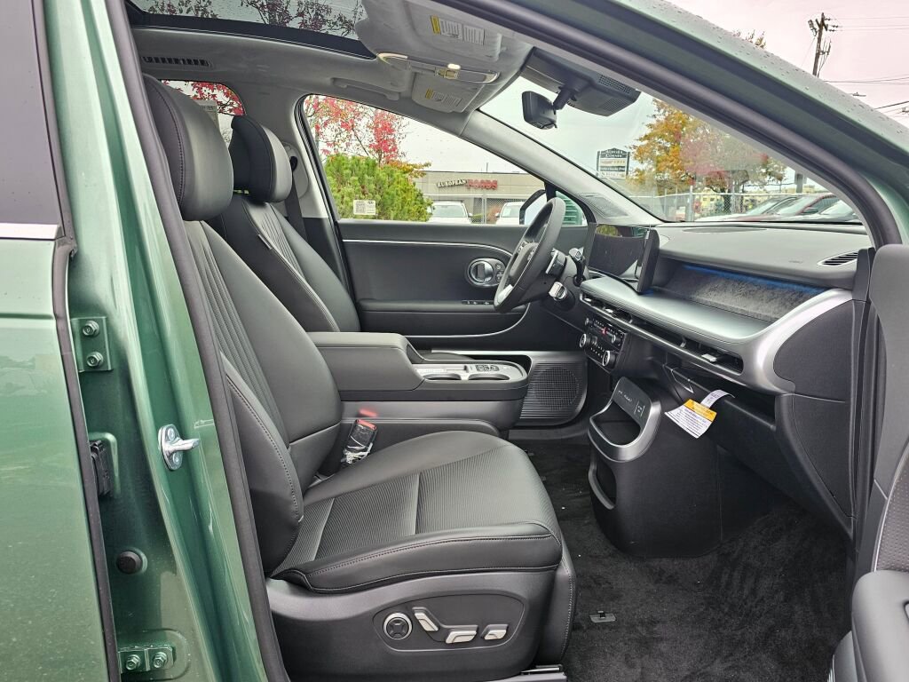 New 2026 Hyundai Ioniq 9 Calligraphy image 10