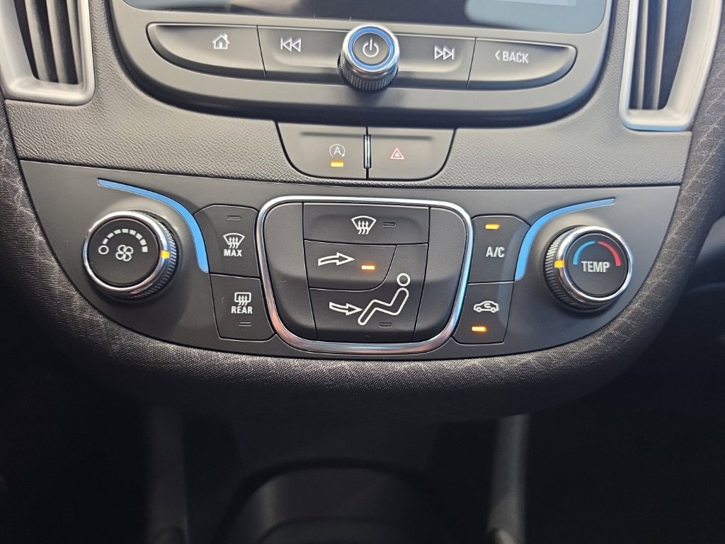Used 2025 Chevrolet Malibu RS FWD image 25