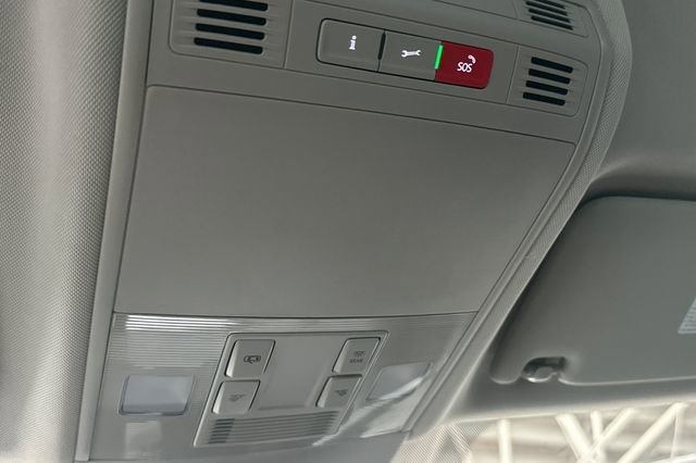 Certified 2022 Volkswagen Taos S w/ IQ Drive S Package image 38