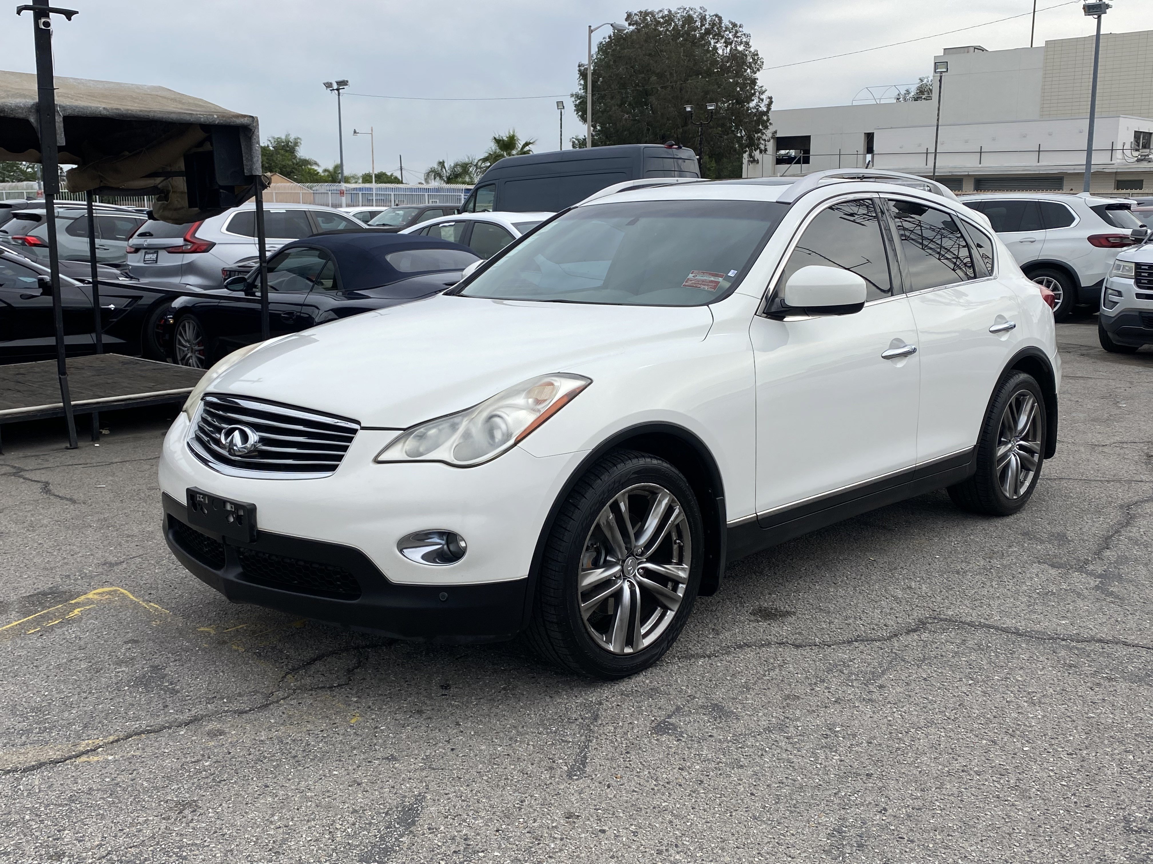 Used 2012 INFINITI EX35 Journey w/ Premium Pkg AWD/4WD image 2