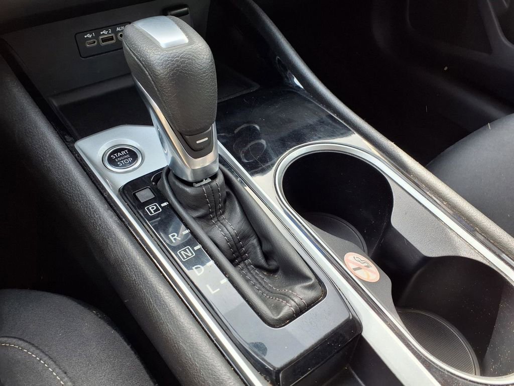 Used 2024 Nissan Altima 2.5 SV FWD image 19