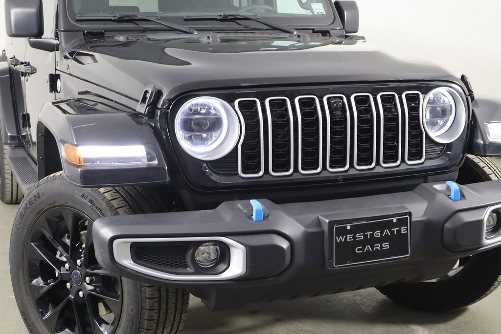 Used 2024 Jeep Wrangler Unlimited Sahara w/ Technology Group AWD/4WD image 47