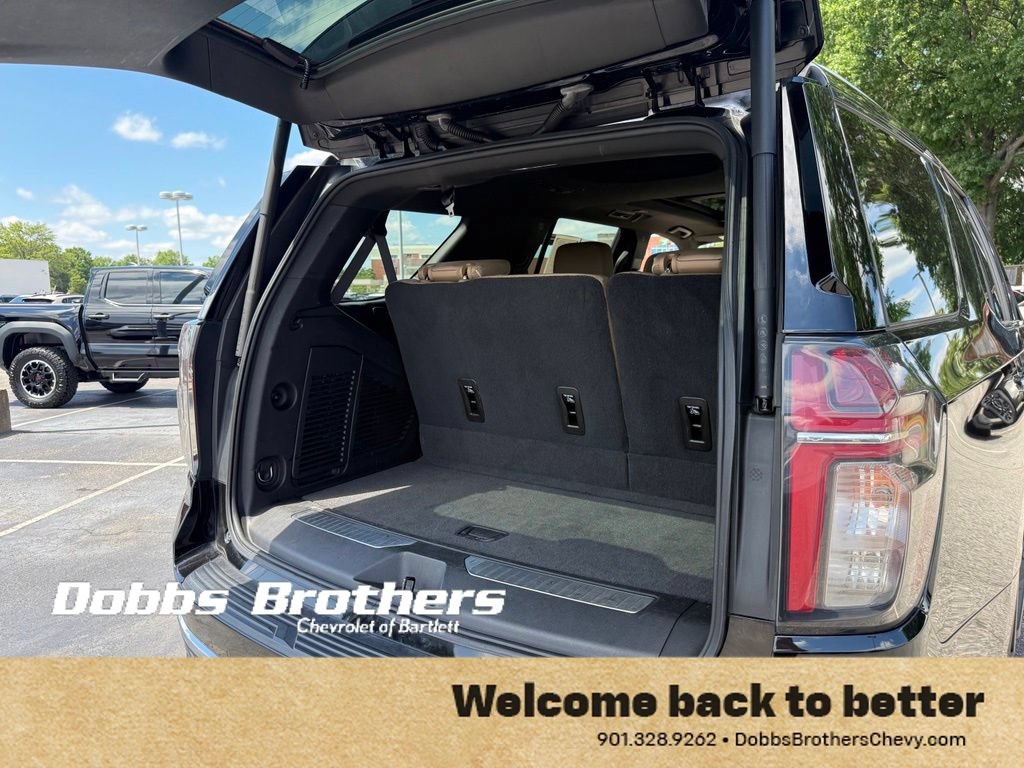 Used 2021 Chevrolet Tahoe Premier w/ Premium Package RWD image 39