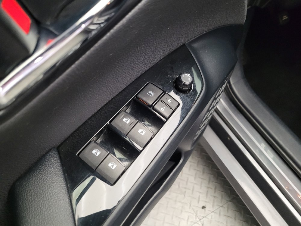 Used 2016 Toyota Prius Two FWD image 27