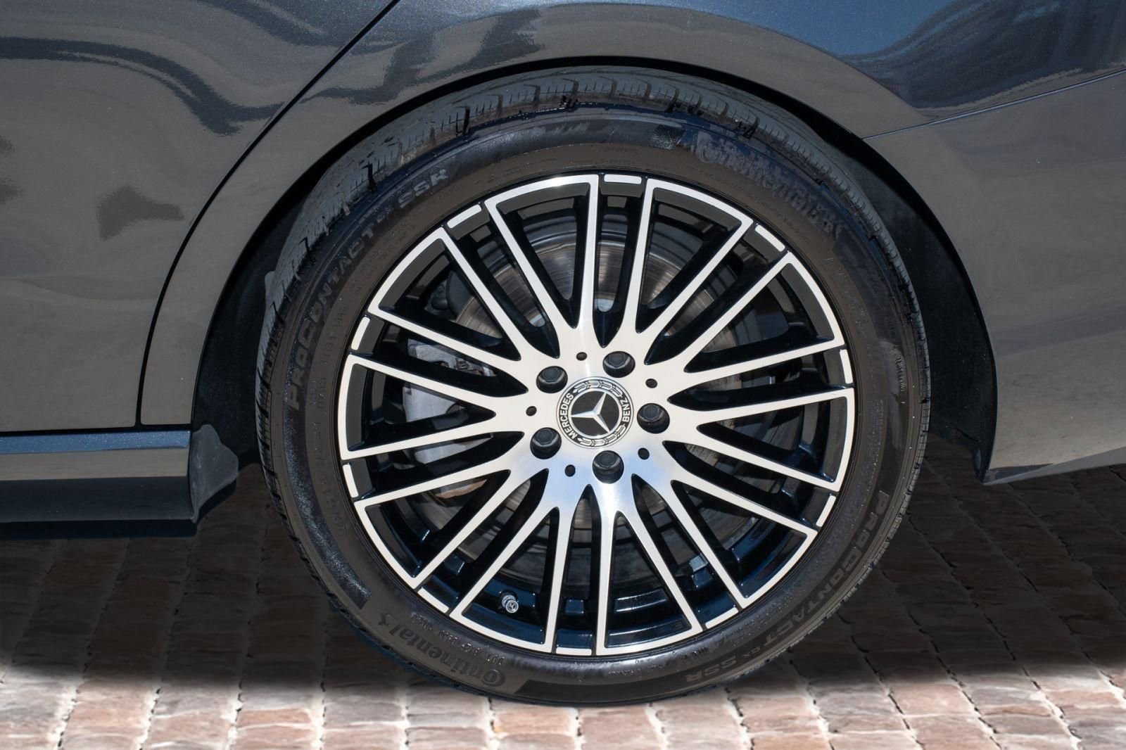 Used 2022 Mercedes-Benz C 300 Sedan image 40