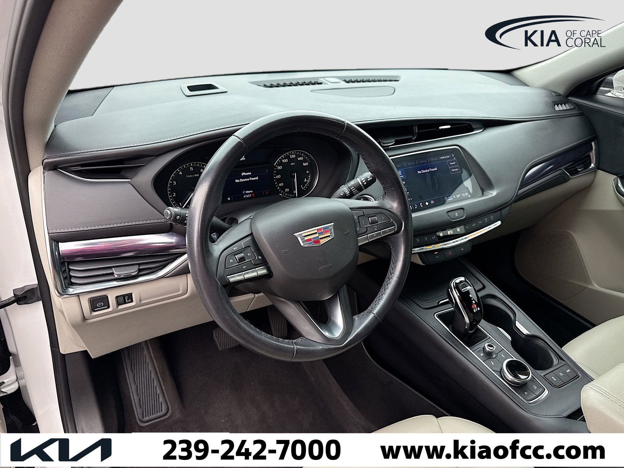 Used 2023 Cadillac XT4 Luxury w/ Driver Awareness Package image 25