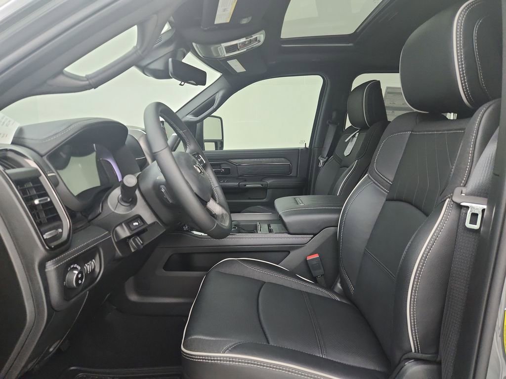 New 2026 RAM 2500 Limited AWD/4WD image 19