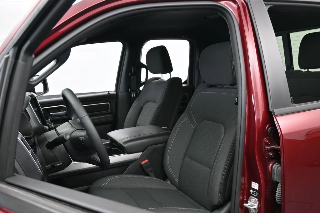 Used 2025 RAM 1500 Big Horn AWD/4WD image 10