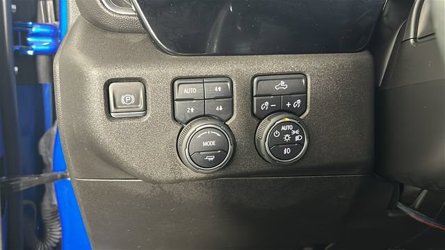Used 2023 Chevrolet Silverado 1500 RST AWD/4WD image 20