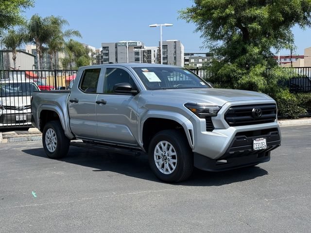 Used 2025 Toyota Tacoma SR w/ SR Upgrade Package RWD image 6
