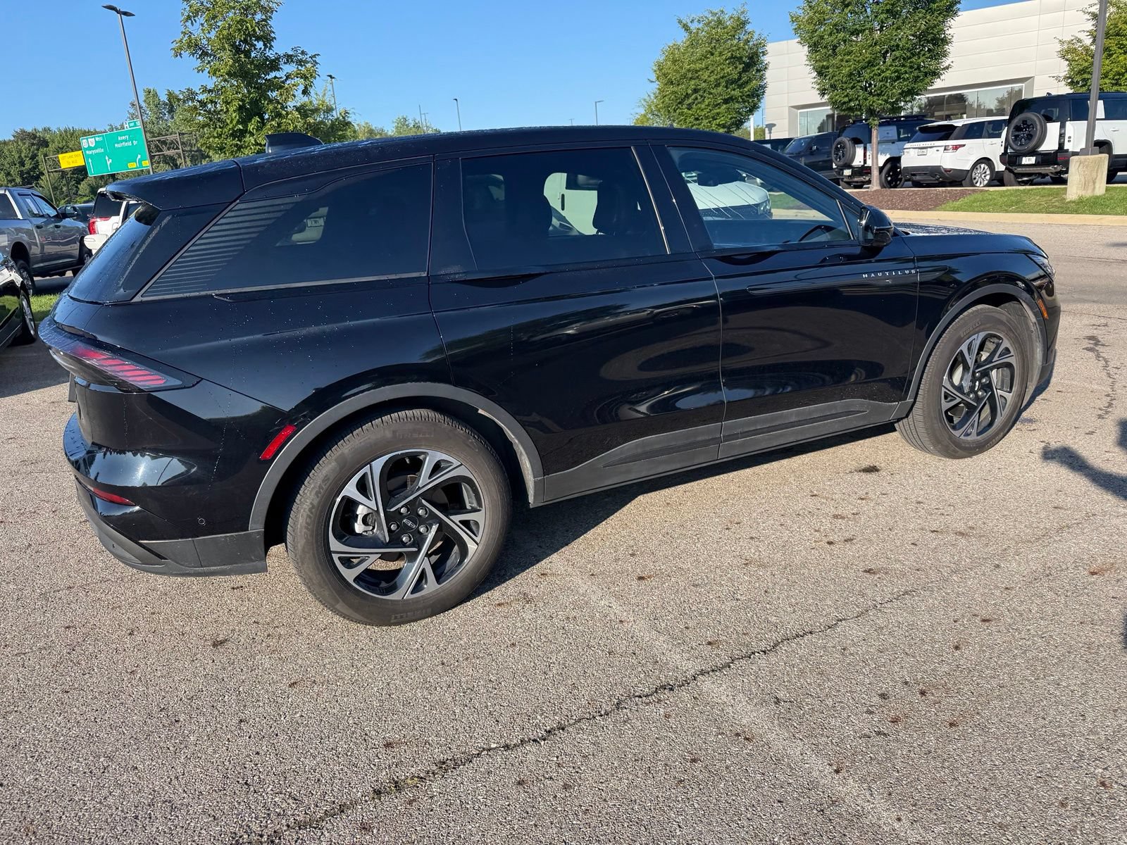 Used 2024 Lincoln Nautilus Premier w/ Equipment Group 102A AWD/4WD image 5