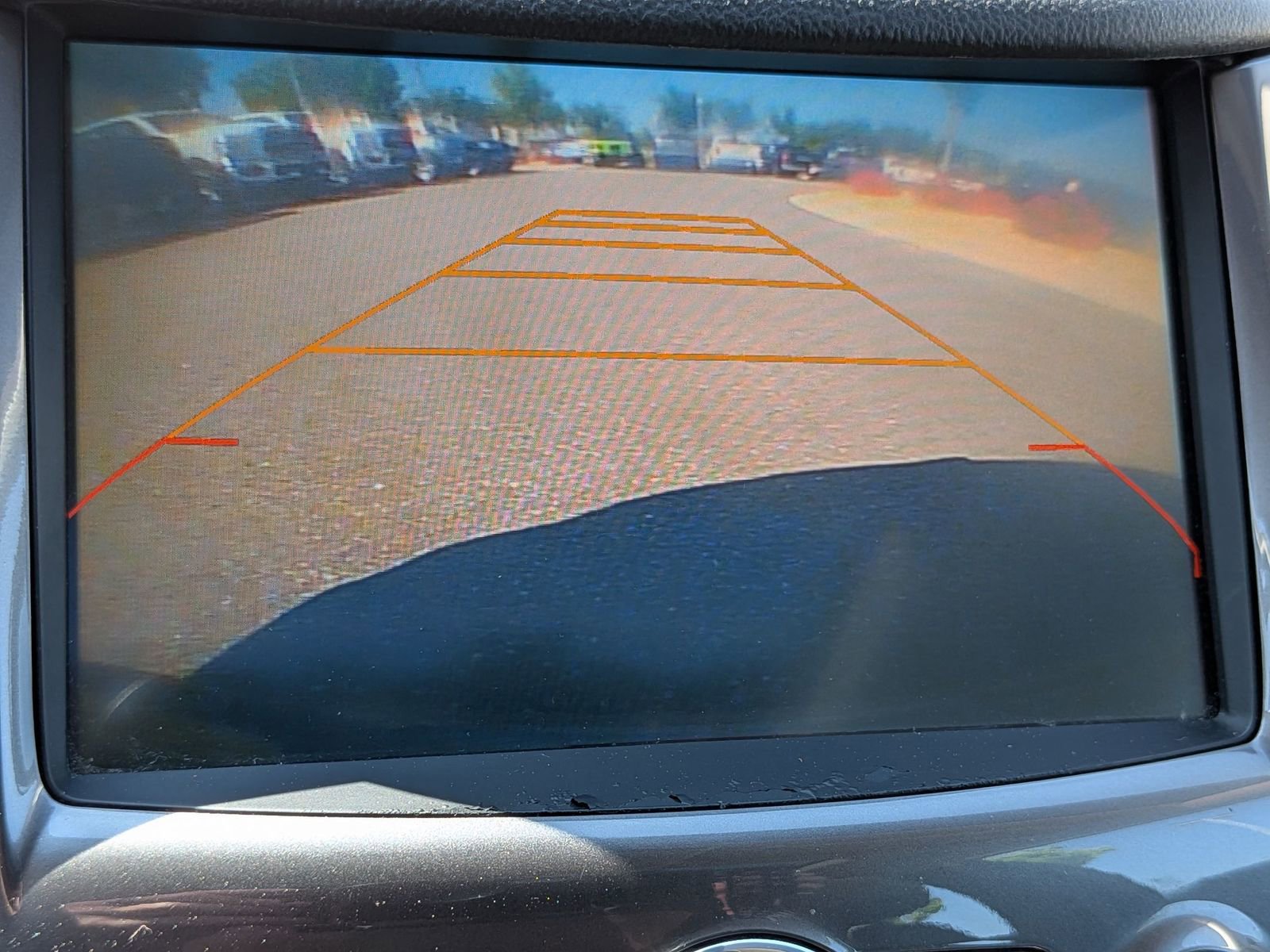 Used 2017 Chevrolet Cruze LT w/ Sun And Sound Package FWD image 23