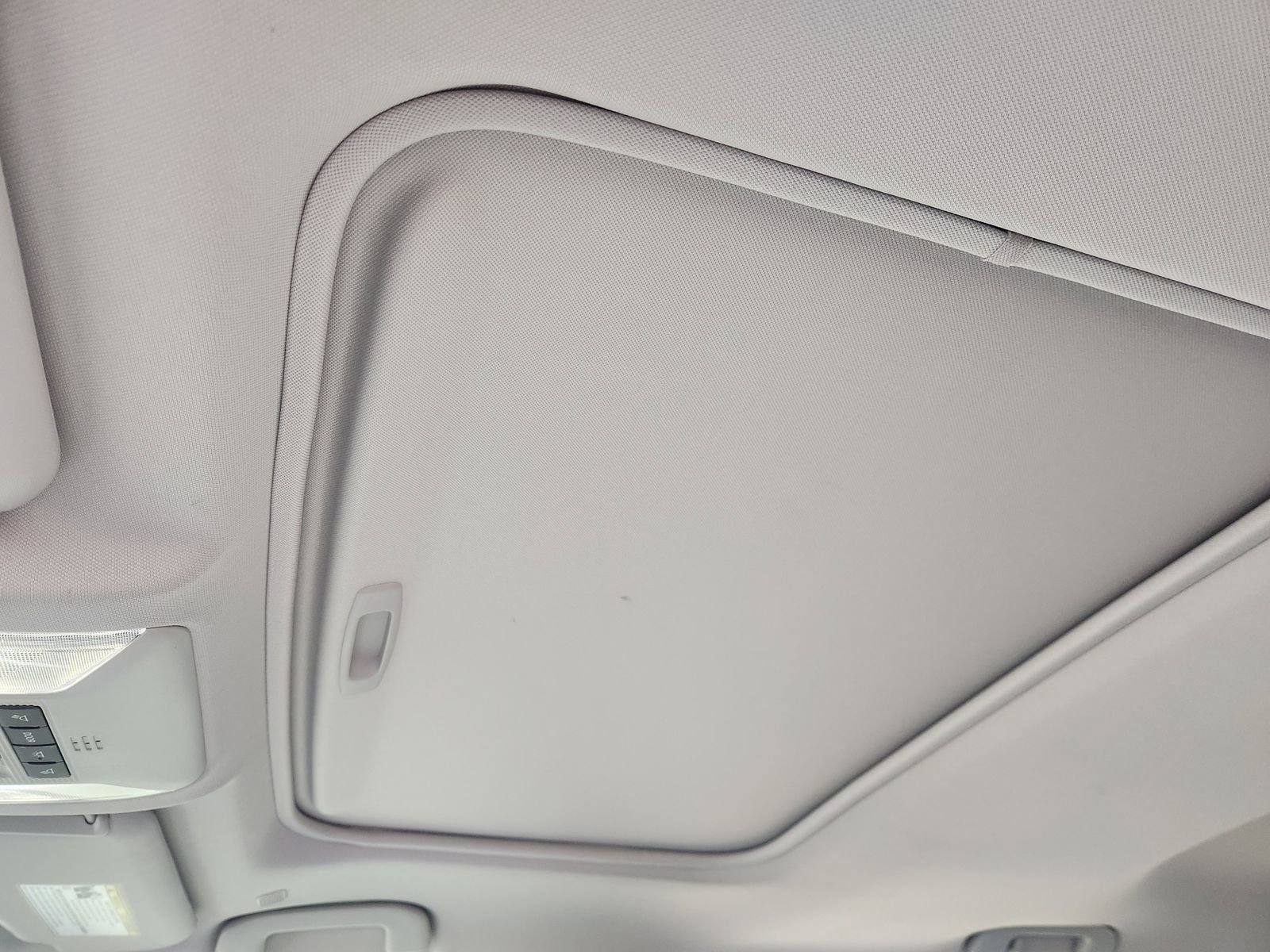 Used 2023 Toyota RAV4 XLE Premium image 30