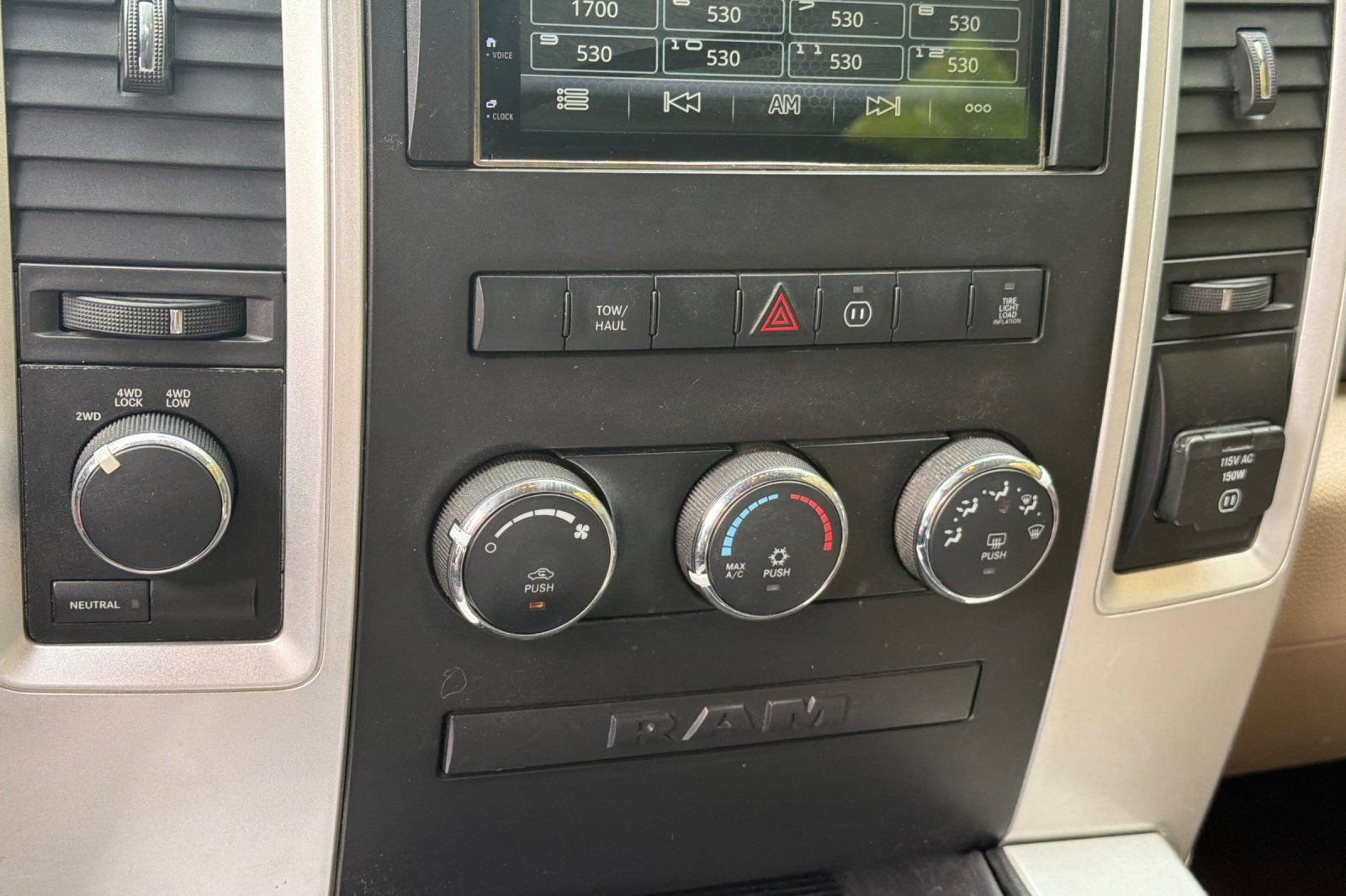 Used 2010 Dodge Ram 2500 Truck SLT w/ Big Horn Regional Pkg AWD/4WD image 17