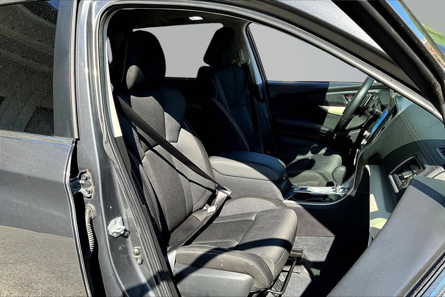 Used 2021 Subaru Ascent Premium w/ Convenience Package AWD/4WD image 30