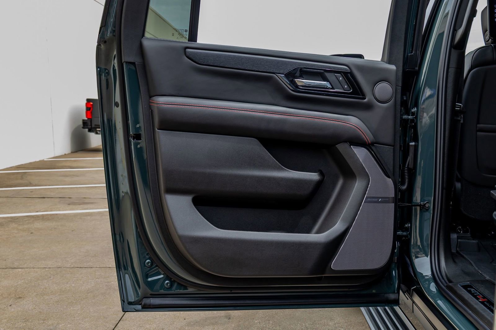 Used 2026 GMC Yukon XL AT4 Ultimate w/ LPO, Floor Liner Package image 41