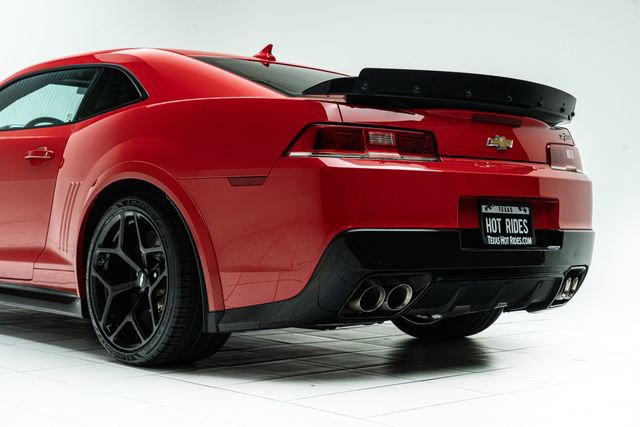 Used 2015 Chevrolet Camaro Z/28 RWD image 20