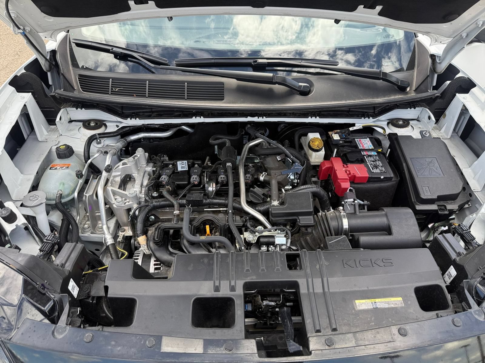 Used 2026 Nissan Kicks SV w/ Cold Weather Package FWD image 30