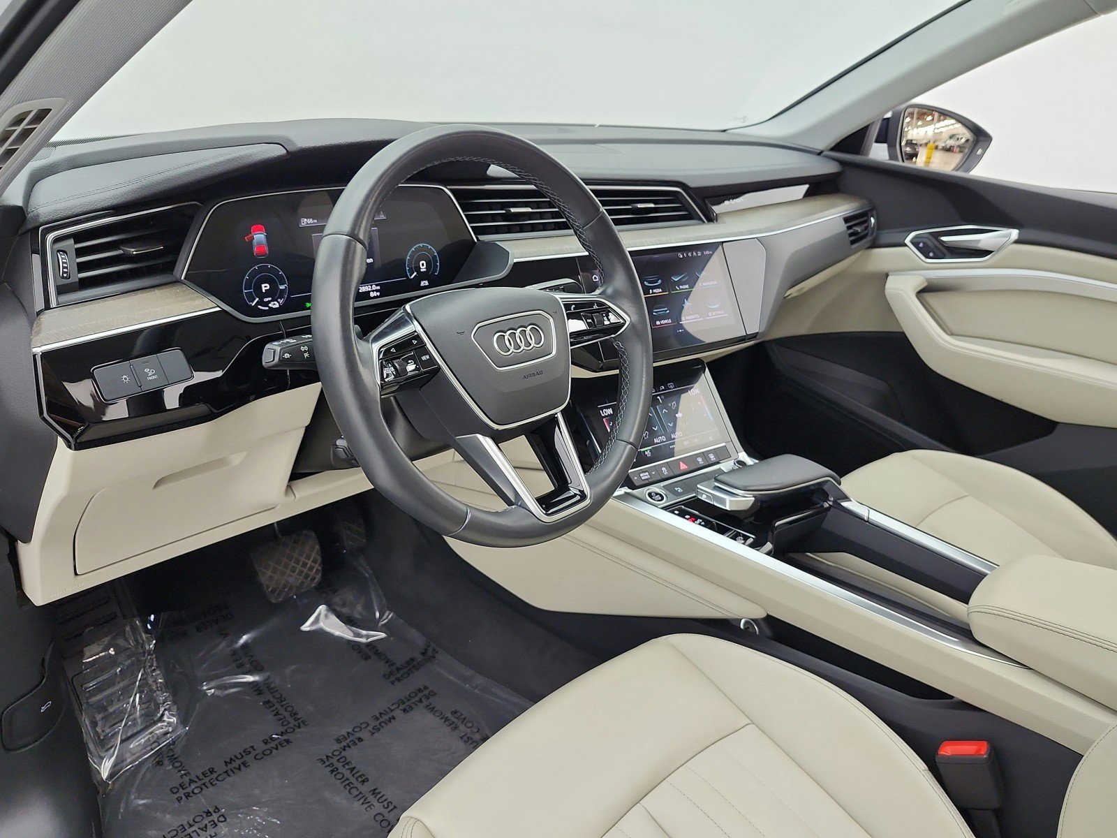 Used 2022 Audi e-tron Premium AWD/4WD image 12