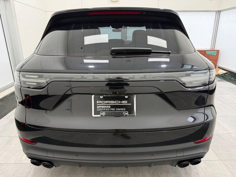 Certified 2021 Porsche Cayenne E-Hybrid AWD/4WD image 6