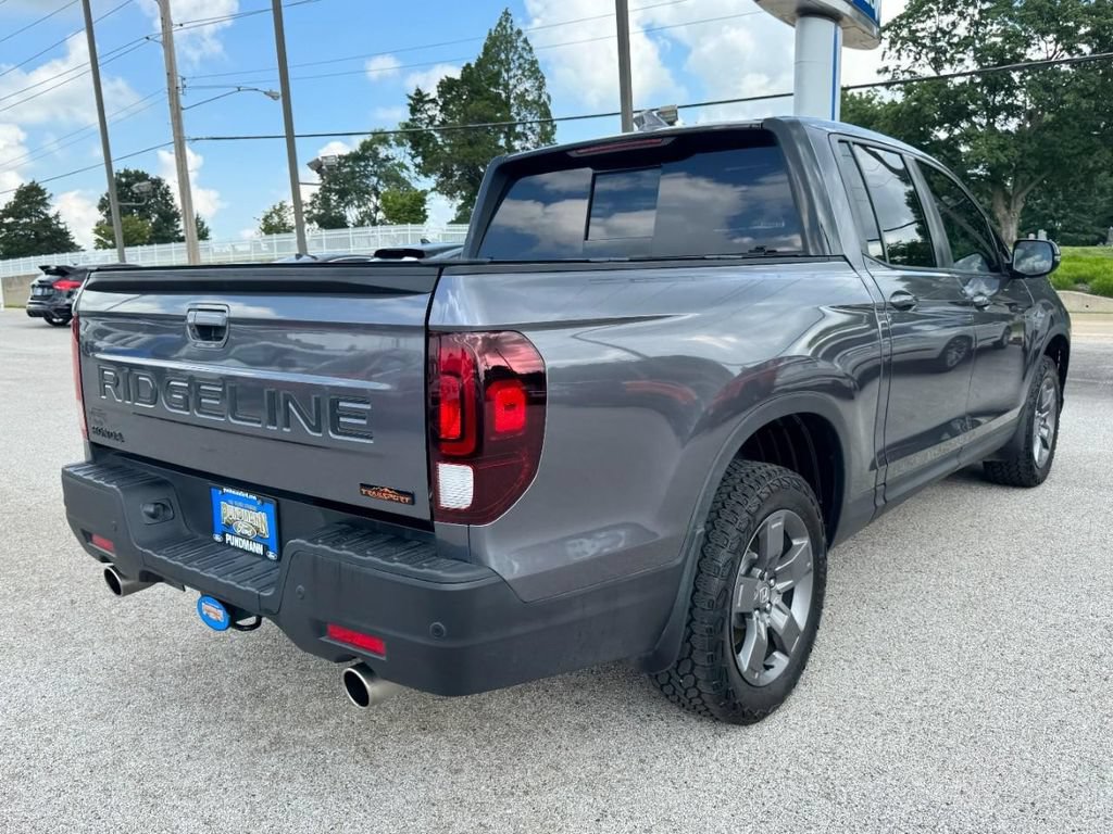 Used 2024 Honda Ridgeline TrailSport image 3