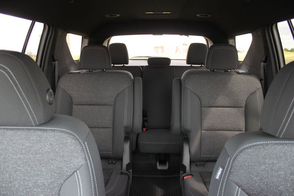 New 2026 Chevrolet Traverse LT w/ Enhanced Driving Package FWD image 20