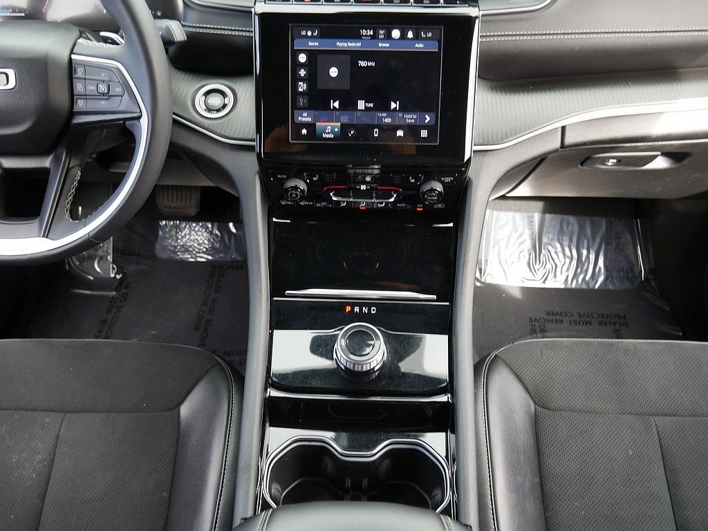 Used 2023 Jeep Grand Cherokee Altitude image 20