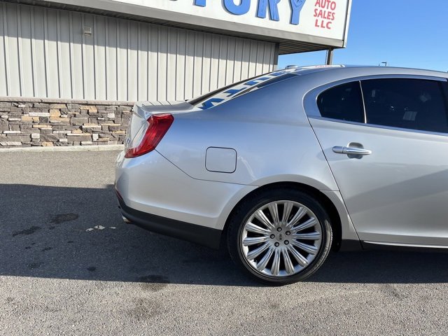 Used 2013 Lincoln MKS image 12