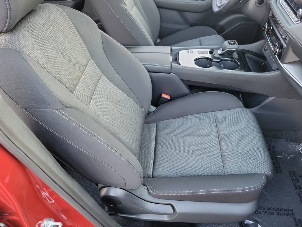 New 2026 Nissan Rogue SV image 12