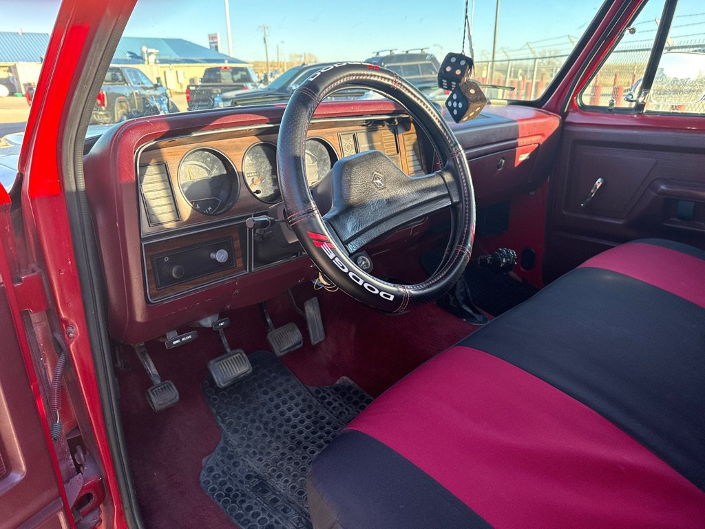 Used 1989 Dodge D/W Truck 100 AWD/4WD image 16