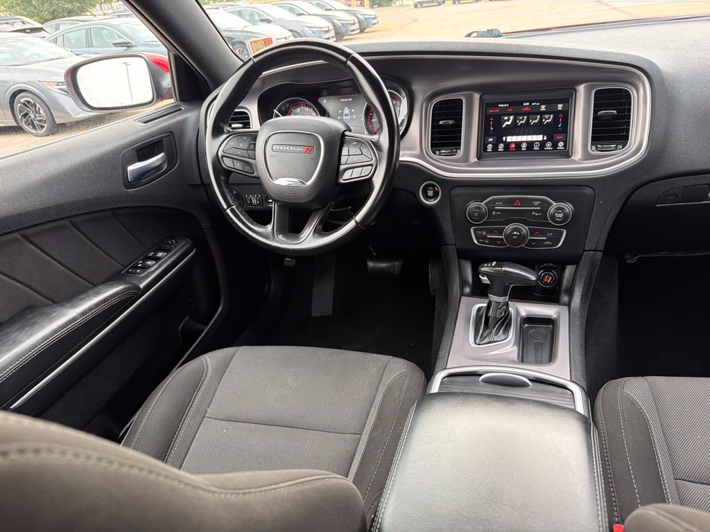 Used 2022 Dodge Charger SXT RWD image 20