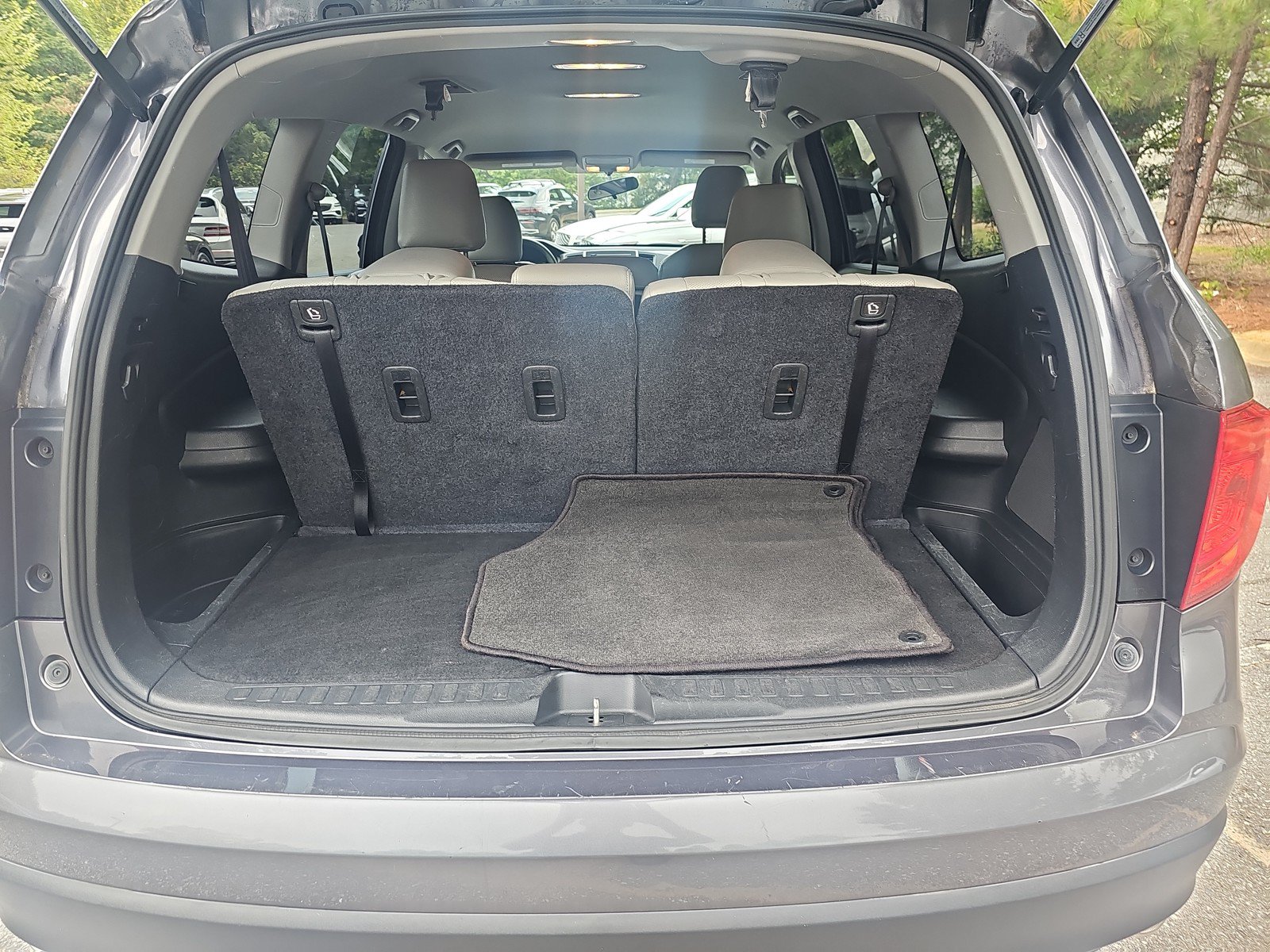 Used 2016 Honda Pilot LX image 27