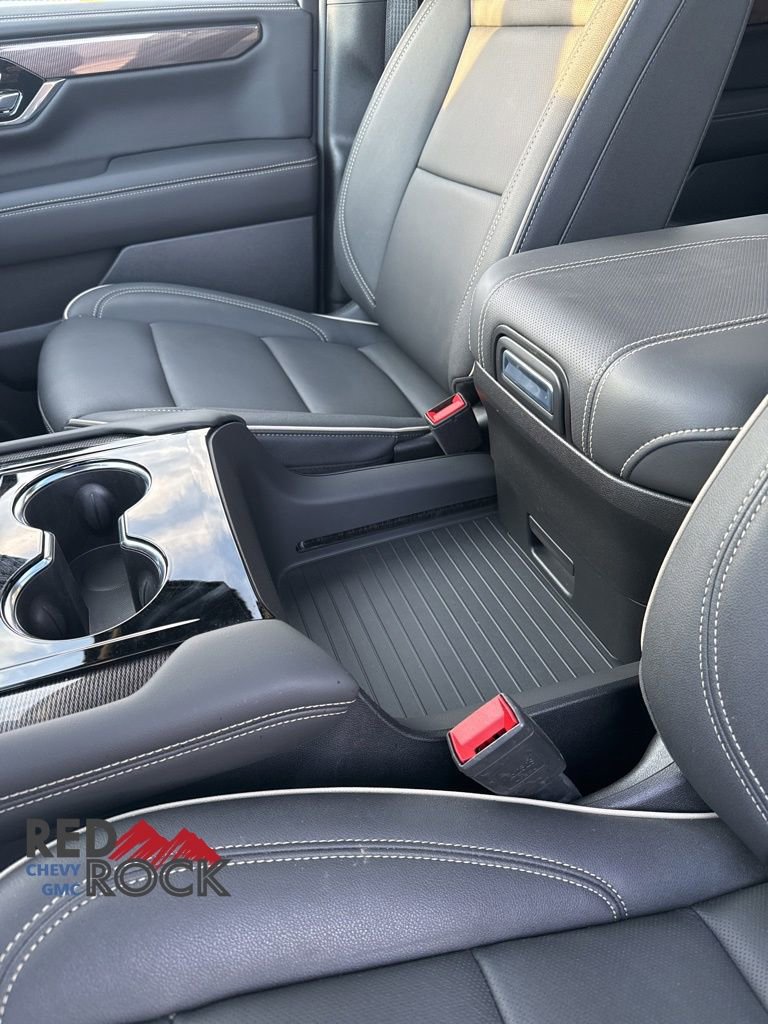 Used 2025 GMC Yukon XL Elevation w/ LPO, Floor Liner Package image 18