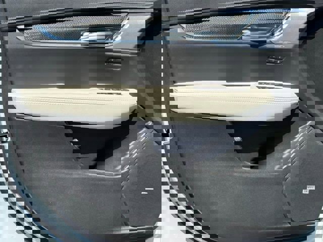 New 2025 Cadillac XT5 Sportv w/ LPO, Floor Liner Package image 16