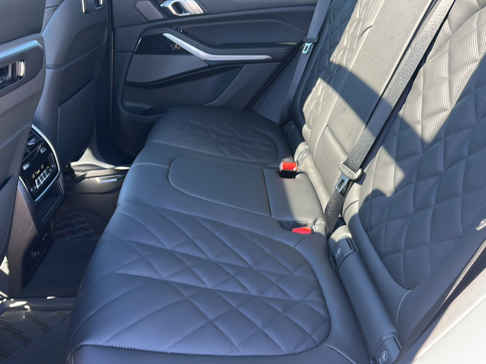 New 2026 BMW X5 xDrive40i w/ M Sport Package image 16