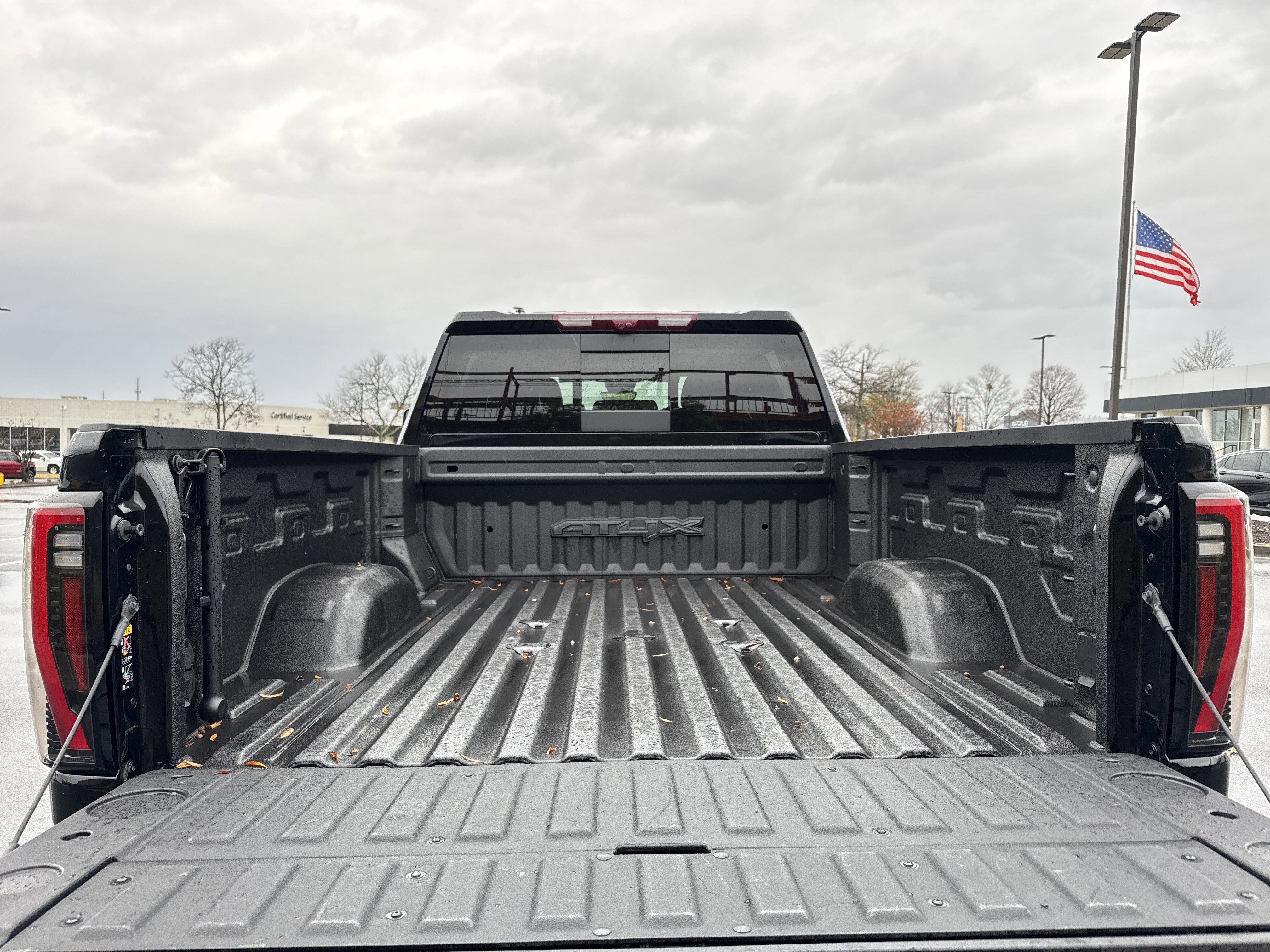 Used 2024 GMC Sierra 2500 AT4X image 34