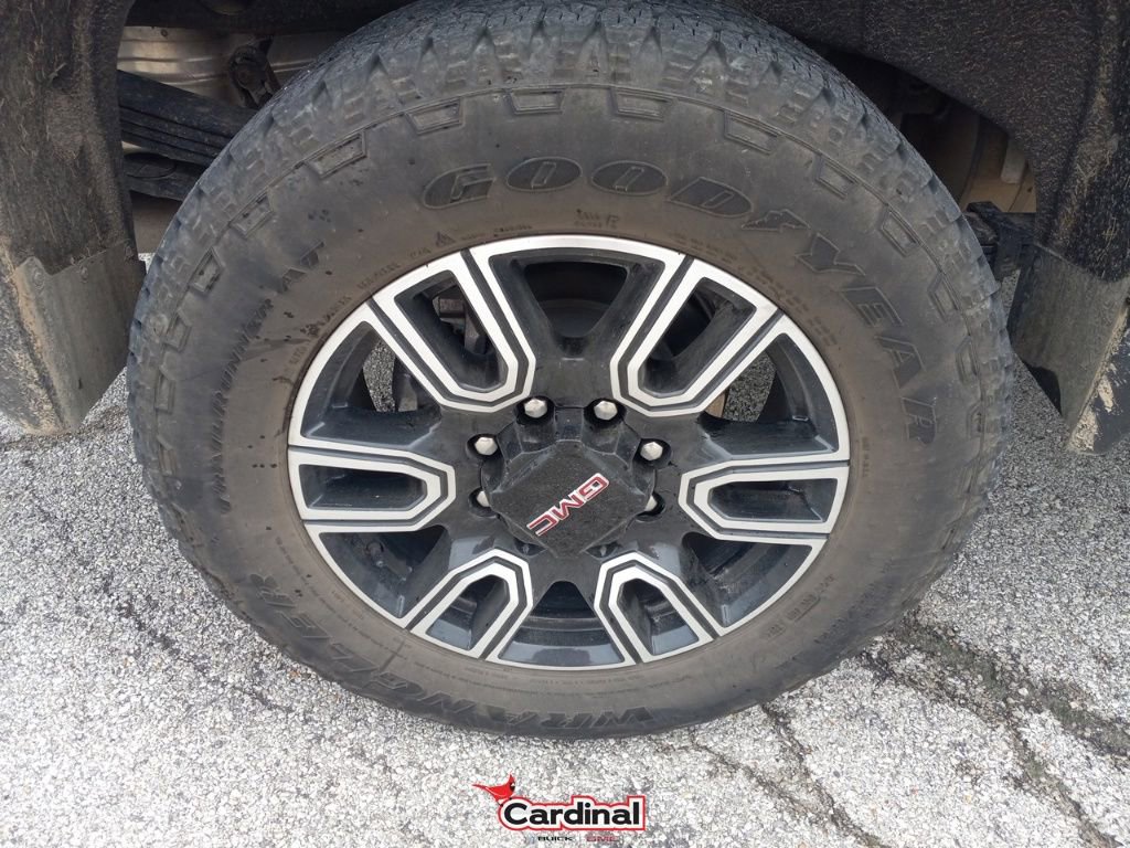 Used 2022 GMC Sierra 2500 AT4 image 4
