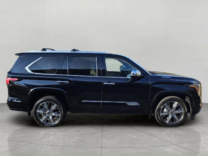 Used 2024 Toyota Sequoia Capstone image 7