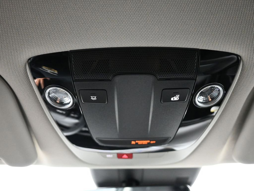 New 2025 Kia EV6 Wind image 18
