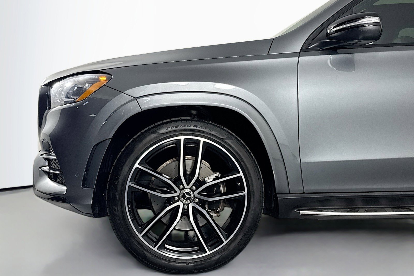 Used 2022 Mercedes-Benz GLS 580 4MATIC image 12