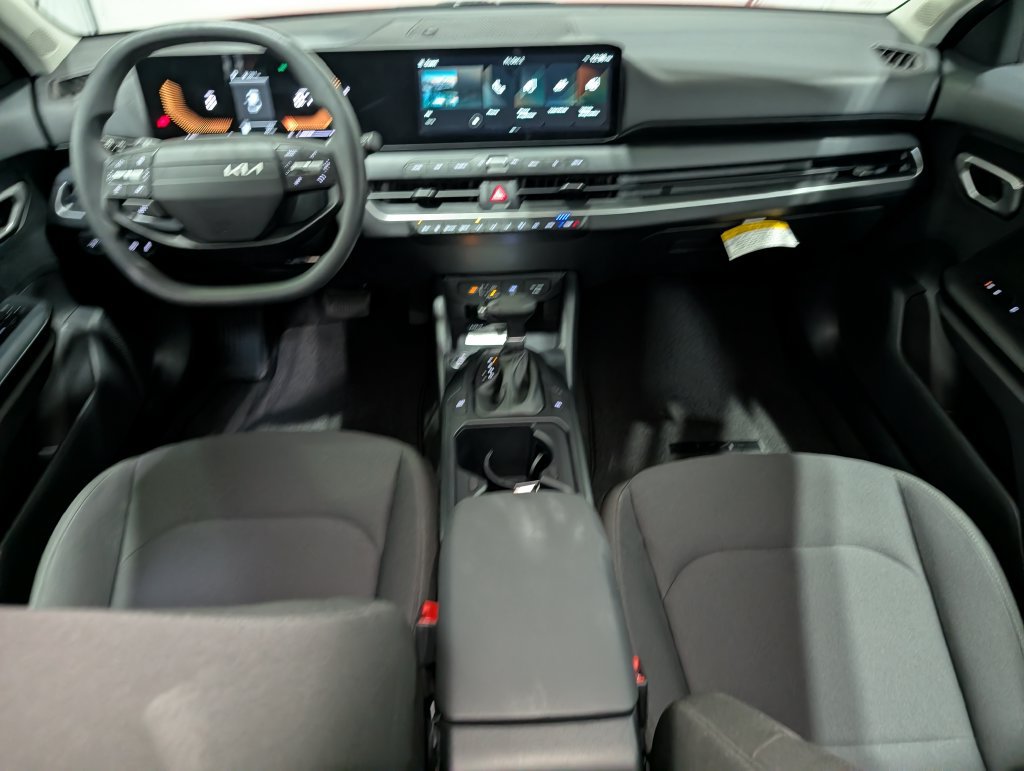 Used 2026 Kia K4 FWD image 11