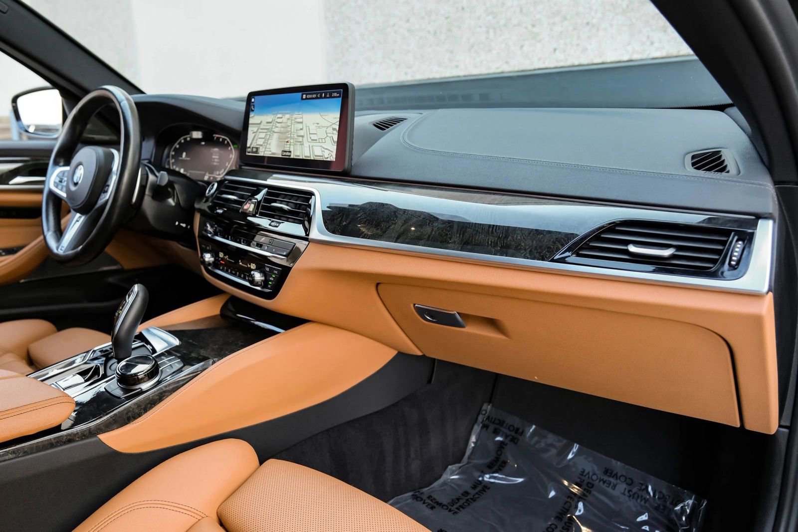 Used 2023 BMW 540i xDrive w/ Executive Package image 22