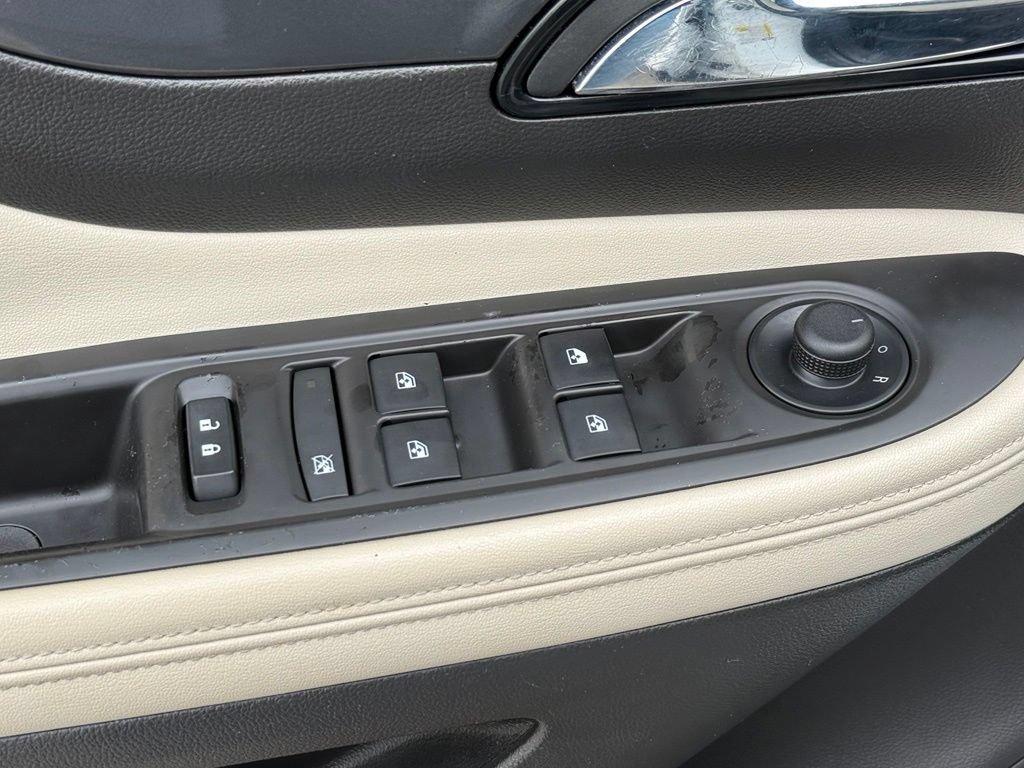Used 2018 Buick Encore Preferred FWD image 15