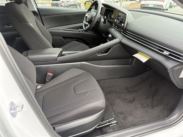 New 2026 Hyundai Elantra Blue image 13