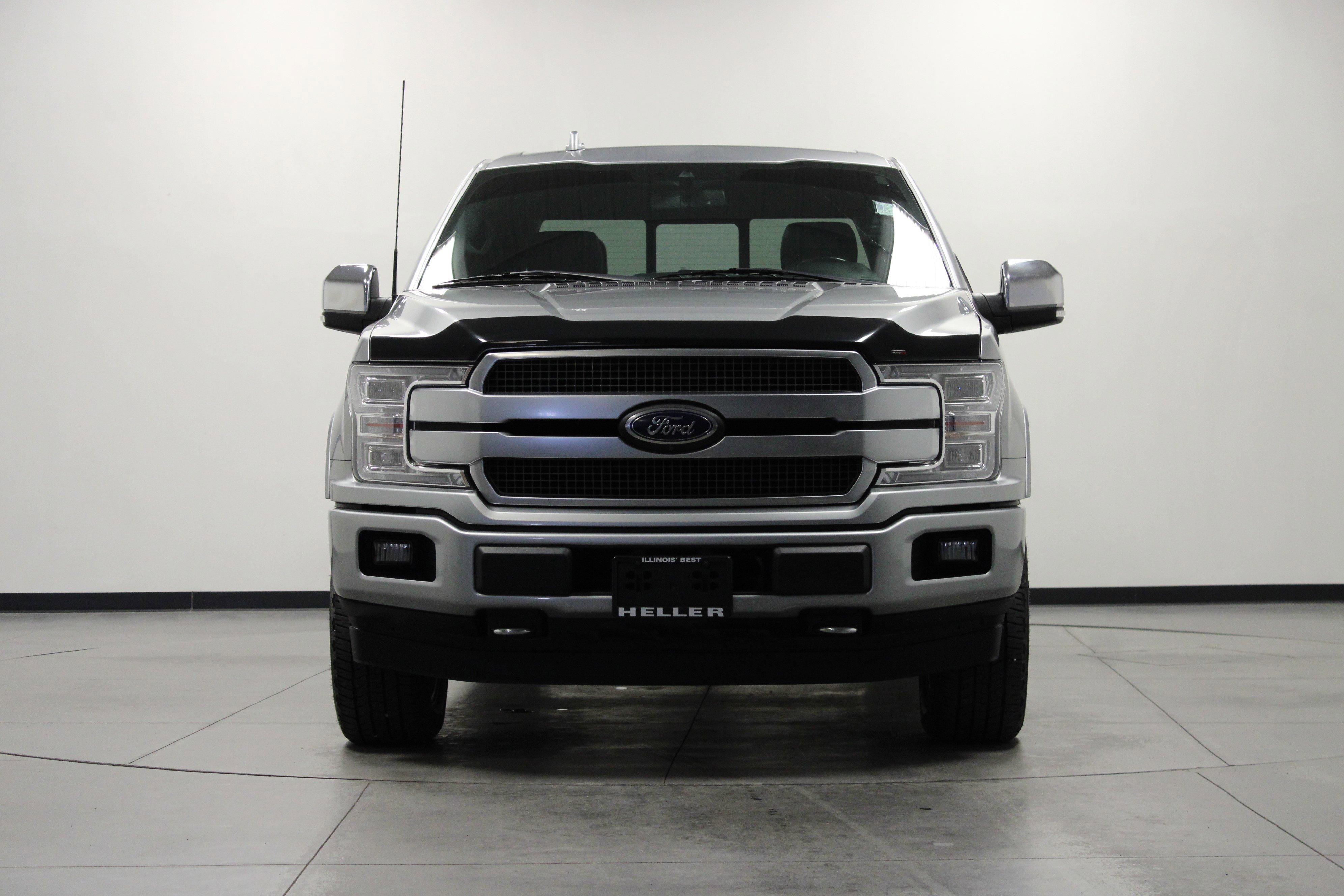Used 2020 Ford F150 Platinum w/ Technology Package AWD/4WD image 9