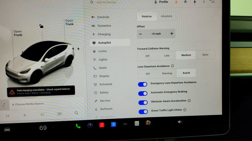 Used 2025 Tesla Model Y Performance image 20
