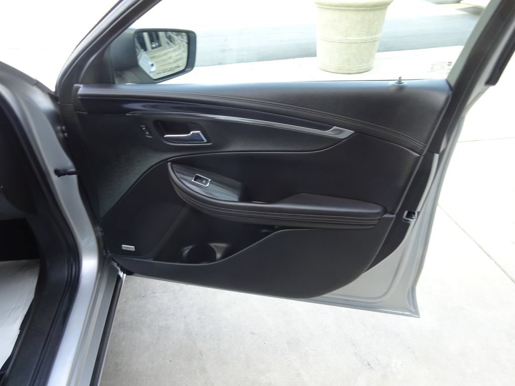 Certified 2018 Chevrolet Impala LT w/ LT Entertainment Package FWD image 30