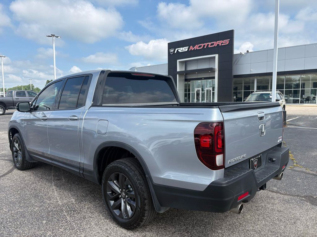 Used 2023 Honda Ridgeline Sport image 3