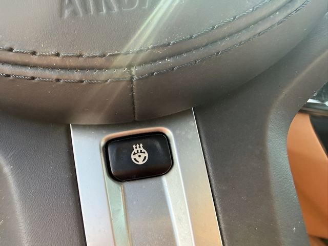 Used 2020 BMW M550i xDrive w/ Dynamic Handling Package image 21