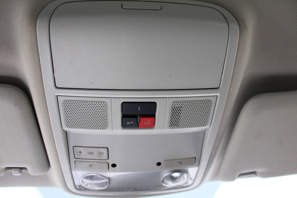 Used 2015 Volkswagen Passat 1.8T Wolfsburg Edition image 22